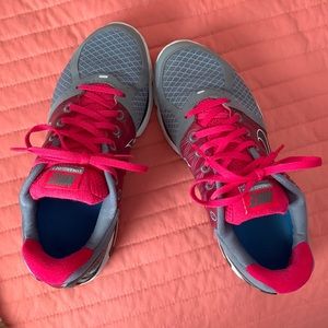 Nike womens Lunarglide 2 sneakers